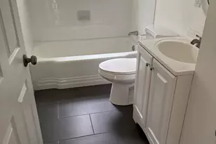 376 Dexter Dr, Bridgeport, CT 06606 - Photo 3