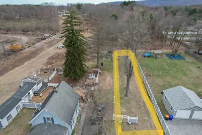 310 Buckland Street #Rear, Southington, CT 06479 - Photo 7