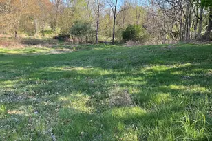 19 Laporte Dr, Norwich, CT 06360 - Photo 1