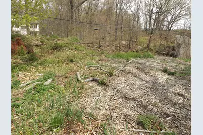 213 Exeter Street, Bridgeport, CT 06606 - Photo 5