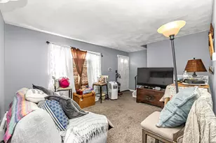 26 Karen Ct, Bridgeport, CT 06606 - Photo 5