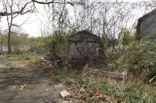 219 Exeter St, Bridgeport, CT 06606 - Photo 1