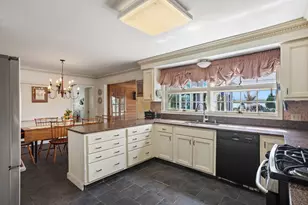 1 Lighthouse Ln, Old Saybrook, CT 06475 - Photo 15