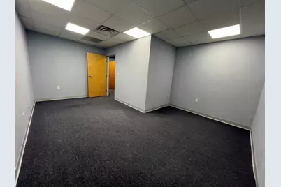 500 Monroe Turnpike #6, Monroe, CT 06468 - Photo 9