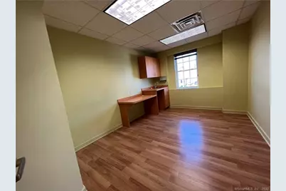 500 Monroe Turnpike #6, Monroe, CT 06468 - Photo 15