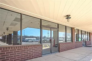 215 E Main St, Clinton, CT 06413 - Photo 1