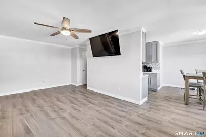 333 Vincellette Street #60, Bridgeport, CT 06606 - Photo 17