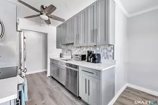 333 Vincellette St, Bridgeport, CT 06606 - Photo 9