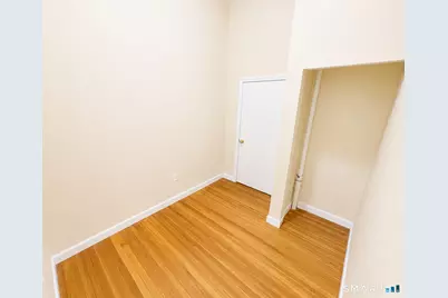 105 Bank Street #1B, Waterbury, CT 06702 - Photo 7