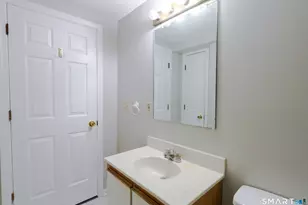 62 Whiton St, Windsor Locks, CT 06096 - Photo 9