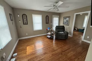 848 New Haven Rd, Naugatuck, CT 06770 - Photo 13