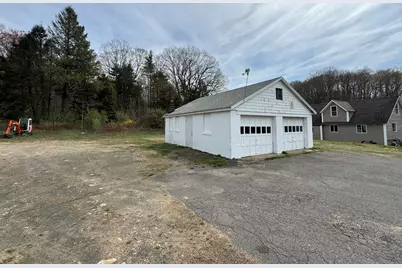 856 New Haven Road, Naugatuck, CT 06770 - Photo 3