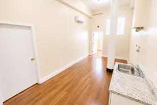 105 Bank St, Waterbury, CT 06702 - Photo 3