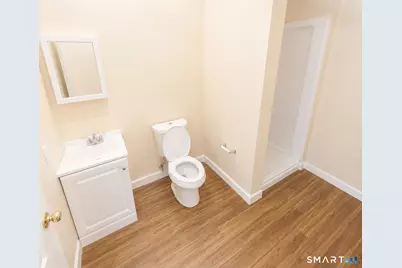 105 Bank Street #1D, Waterbury, CT 06702 - Photo 5
