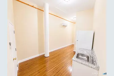 105 Bank Street #1F, Waterbury, CT 06701 - Photo 1