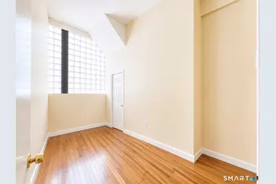 105 Bank Street #1F, Waterbury, CT 06701 - Photo 3