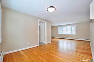 76 Lincoln Way, Windsor, CT 06095 - Photo 5