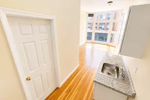 105 Bank St, Waterbury, CT 06702 - Photo 7