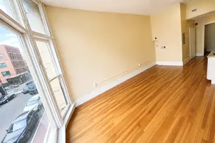 105 Bank St, Waterbury, CT 06702 - Photo 9