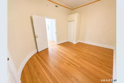 105 Bank Street #2B, Waterbury, CT 06702 - Photo 7