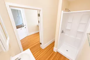 105 Bank St, Waterbury, CT 06702 - Photo 5