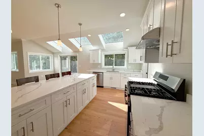 31 Jerome Avenue, Burlington, CT 06013 - Photo 3