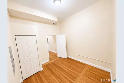 105 Bank Street #2D, Waterbury, CT 06702 - Photo 3