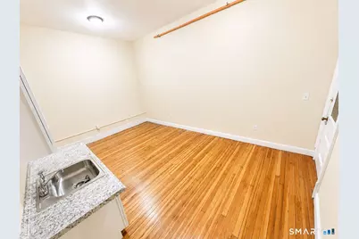 105 Bank Street #2D, Waterbury, CT 06702 - Photo 5