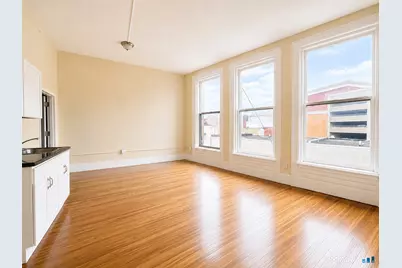 105 Bank Street #2E, Waterbury, CT 06702 - Photo 1