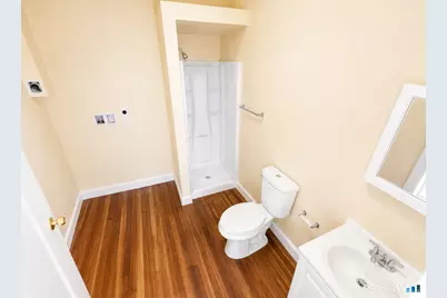 105 Bank Street #2E, Waterbury, CT 06702 - Photo 7