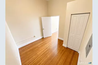 105 Bank Street #2E, Waterbury, CT 06702 - Photo 3