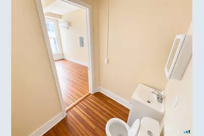 105 Bank Street #2G, Waterbury, CT 06702 - Photo 5