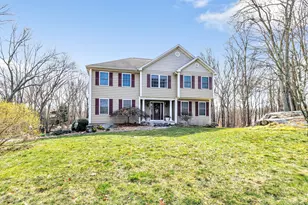 1620 N Peters Ln, Stratford, CT 06614 - Photo 1