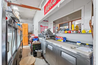 151 Highland Avenue, Waterbury, CT 06708 - Photo 11