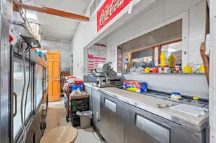 151 Highland Ave, Waterbury, CT 06708 - Photo 11