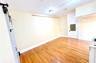 105 Bank St, Waterbury, CT 06702 - Photo 5