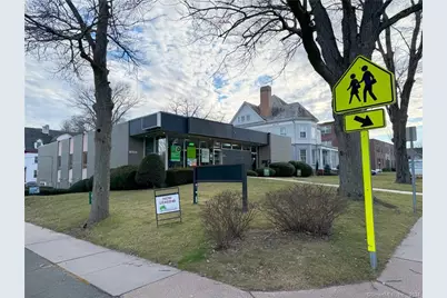 593 Farmington Avenue #Upper Floor, Hartford, CT 06105 - Photo 3