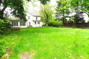 209 S Pine Creek Rd, Fairfield, CT 06824 - Photo 13