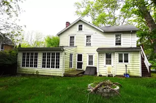 209 S Pine Creek Rd, Fairfield, CT 06824 - Photo 7