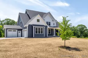 18 Twin Valley Rd, East Lyme, CT 06333 - Photo 1