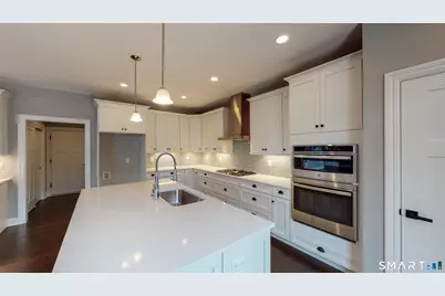 18 Twin Valley Road, East Lyme, CT 06333 - Photo 11