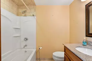 104 Willow St, Wethersfield, CT 06109 - Photo 17