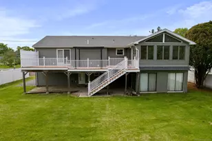 104 Willow St, Wethersfield, CT 06109 - Photo 3