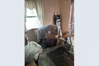 6 Peach Street, Waterbury, CT 06708 - Photo 19