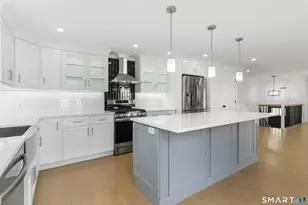 2322 Nichols Ave, Stratford, CT 06614 - Photo 7