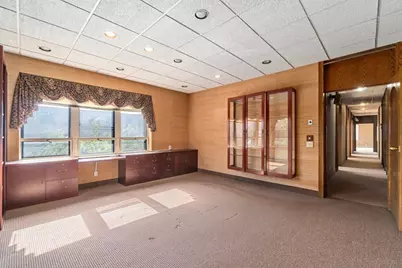 609 Farmington Avenue, Hartford, CT 06105 - Photo 9