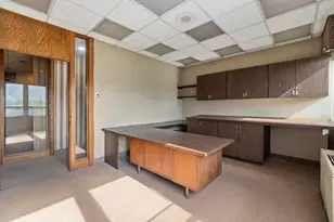 609 Farmington Ave, Hartford, CT 06105 - Photo 11