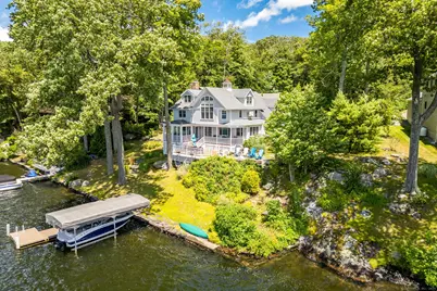 424 East Wakefield Boulevard, Winchester, CT 06098 - Photo 1