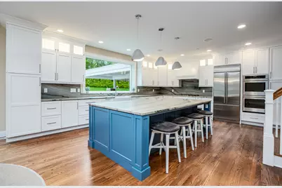 15A Shore Road, Waterford, CT 06385 - Photo 5