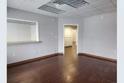 1449 Old Waterbury Road #102, Southbury, CT 06488 - Photo 3